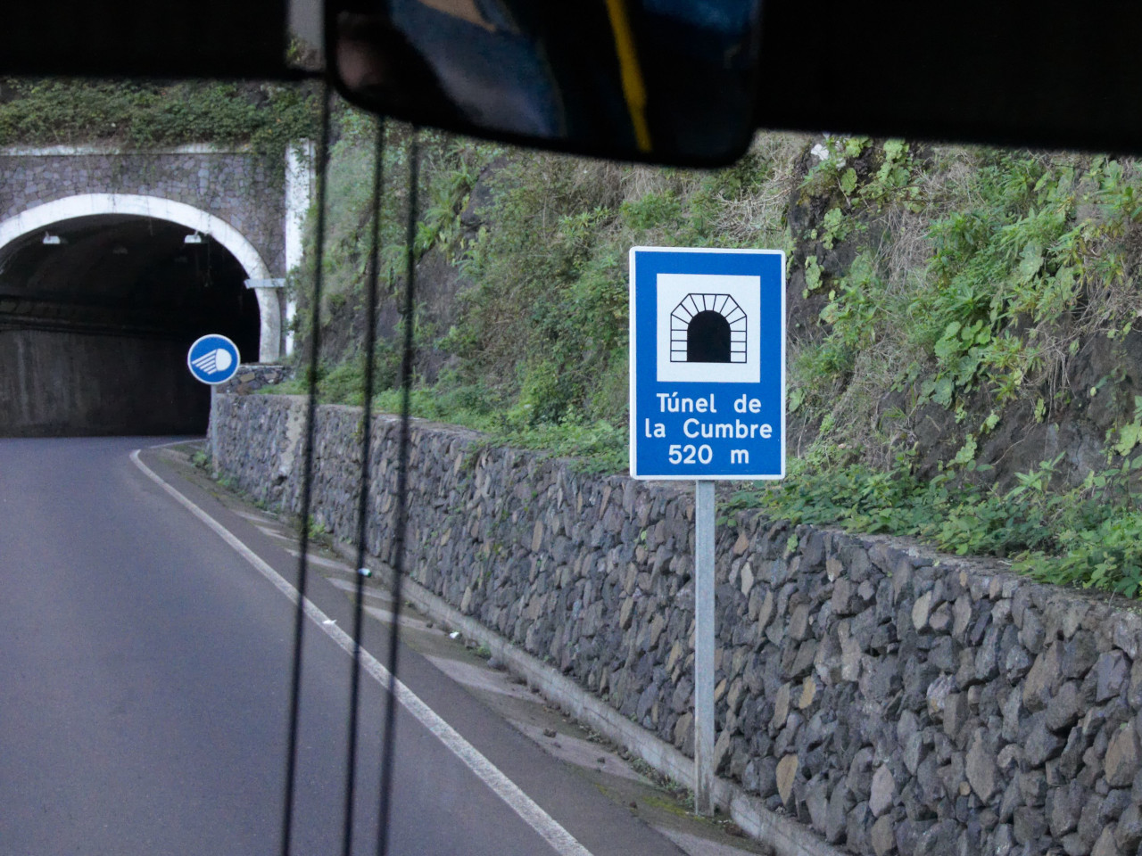 Tunnel